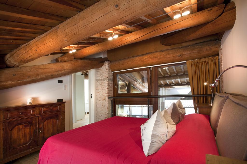 Il Nido Della Buonanotte 1 Family Friendly Apartment Verona Ngoại thất bức ảnh